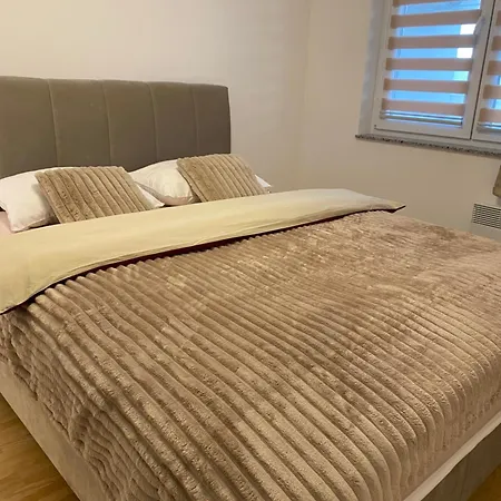 Apartamento Urban Panorama Vranjes